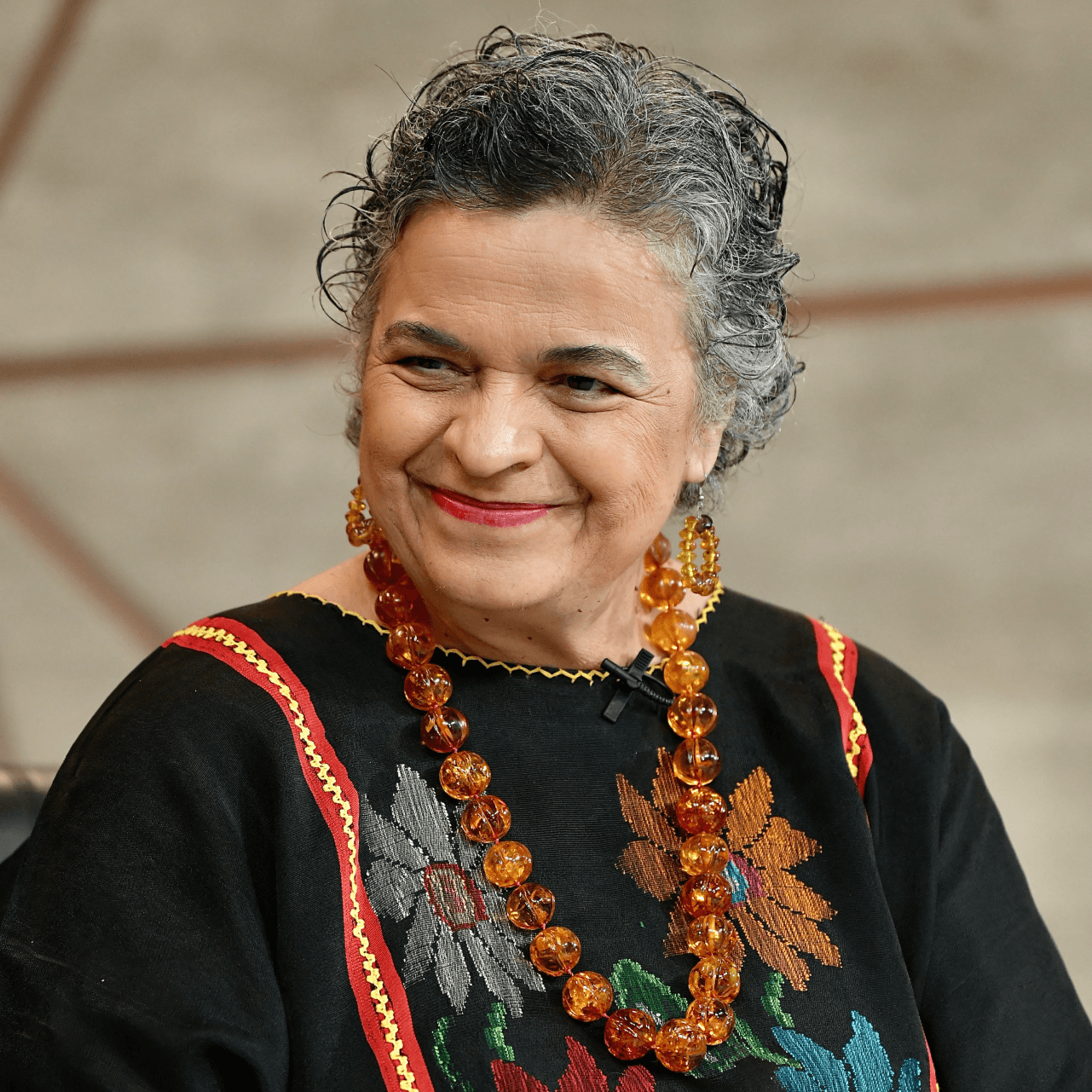 Beatriz Paredes.png