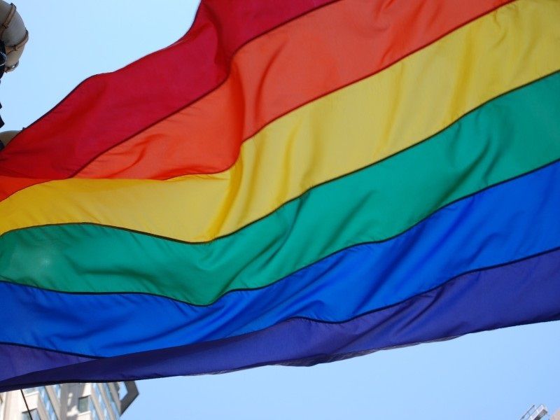 Los empleados LGBT+ ven a las empresas lejos aún de la inclusión