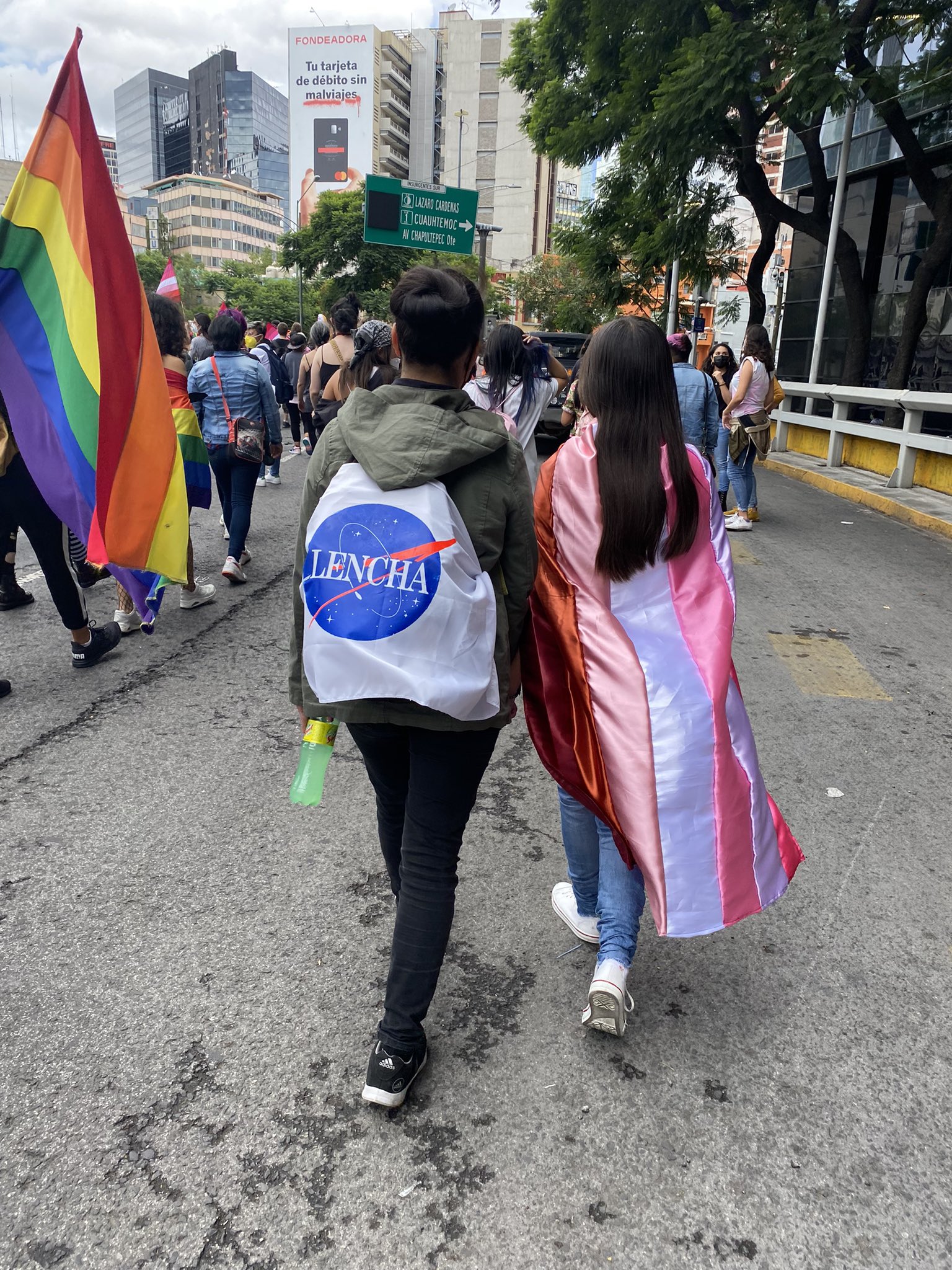 En la primera Marcha Lencha, mujeres piden una vida sin violencia
