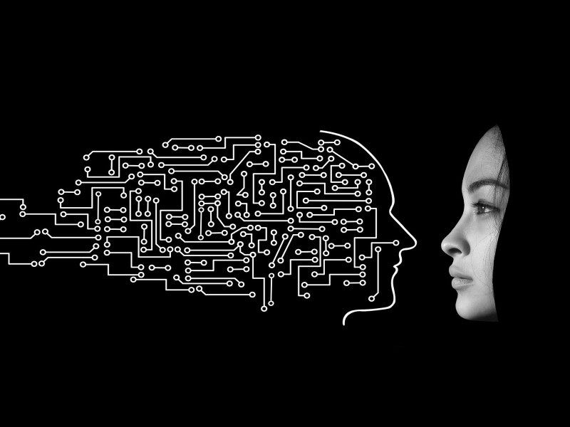 Por qué las empresas deben apostar en especial al reentrenamiento de las mujeres