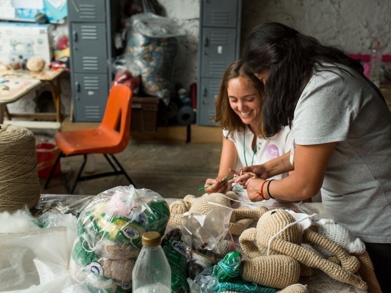 4 emprendimientos femeninos que están construyendo un mundo mejor