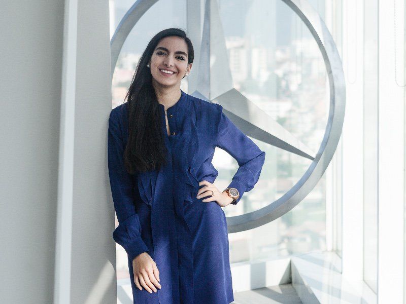 La directora de MKT de Mercedes Benz rompe techos de cristal con autoconfianza