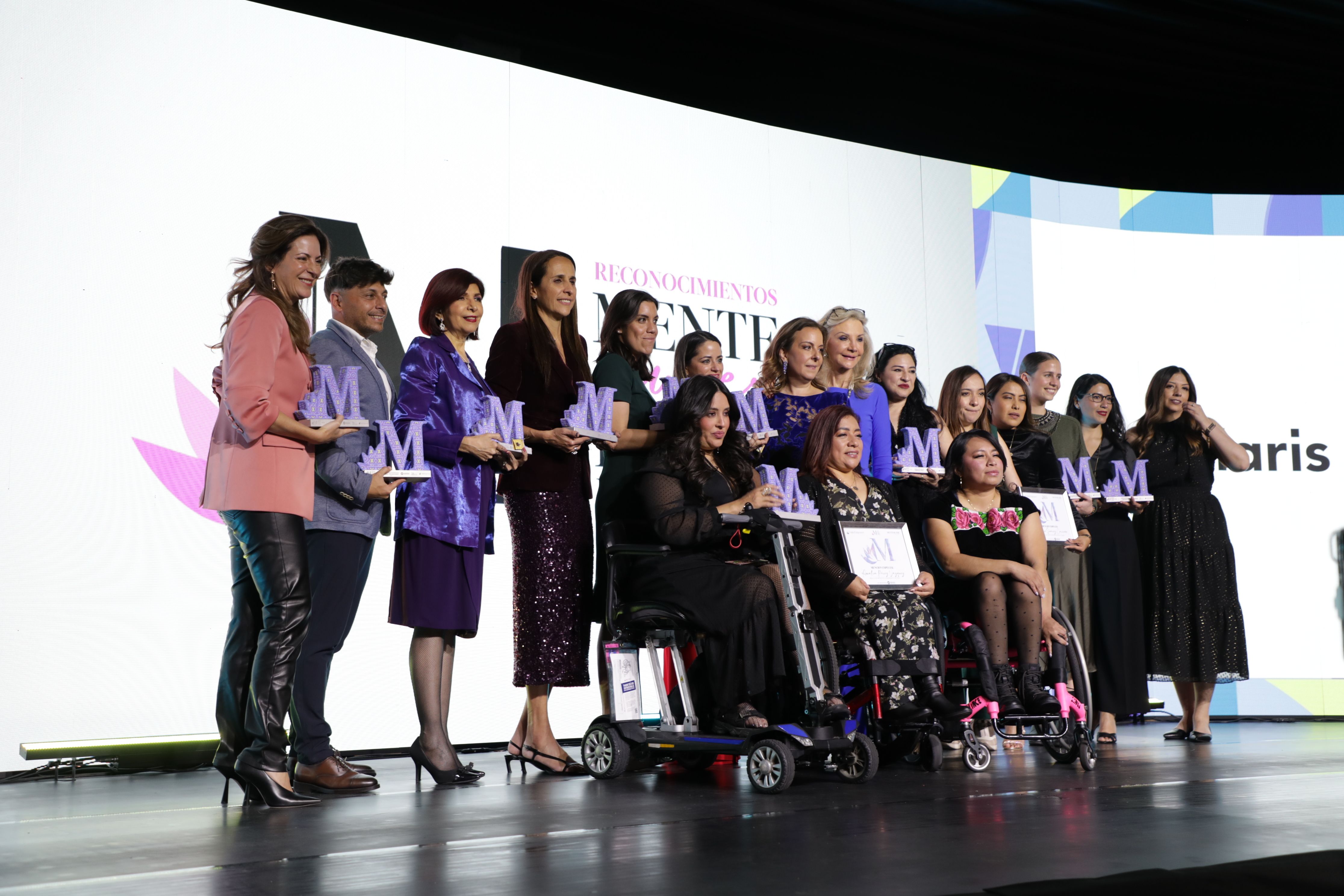 Movimiento STEM, L’oreal, Fátima Álvarez y otros proyectos que recibieron los Reconocimientos Mente Mujer Dalia Empower