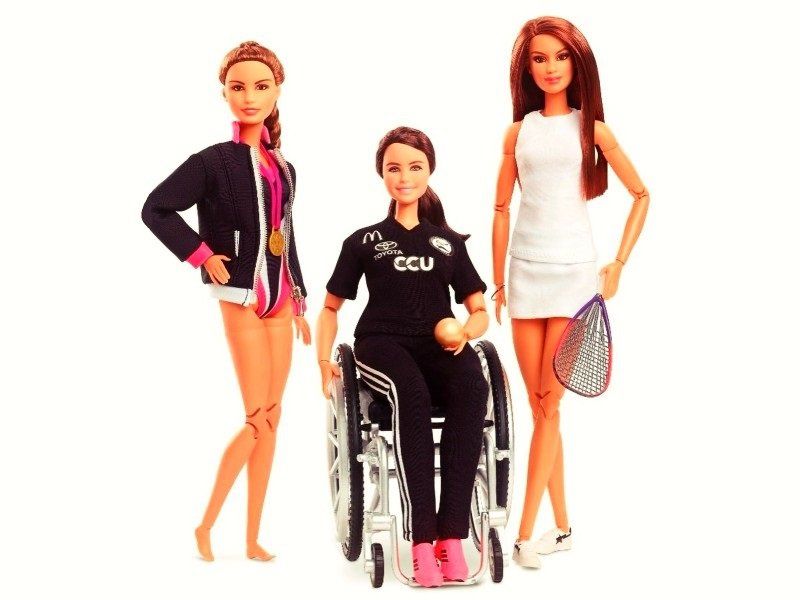 Las atletas Paola Longoria y Paola Espinosa son inmortalizadas en una Barbie