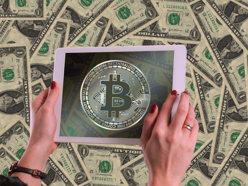 Las mujeres en México son las principales poseedoras de criptomonedas: estudio