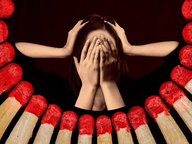 El burnout pandémico 'quema' a las mexicanas, pero renunciar es casi un lujo