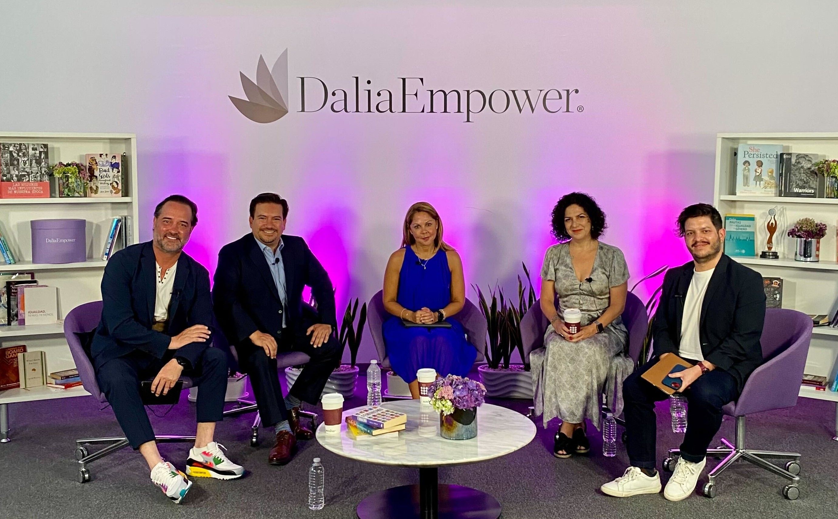 7 tips de VP's, Chiefs y activistas para promover la inclusión LGBTQ+ en las empresas