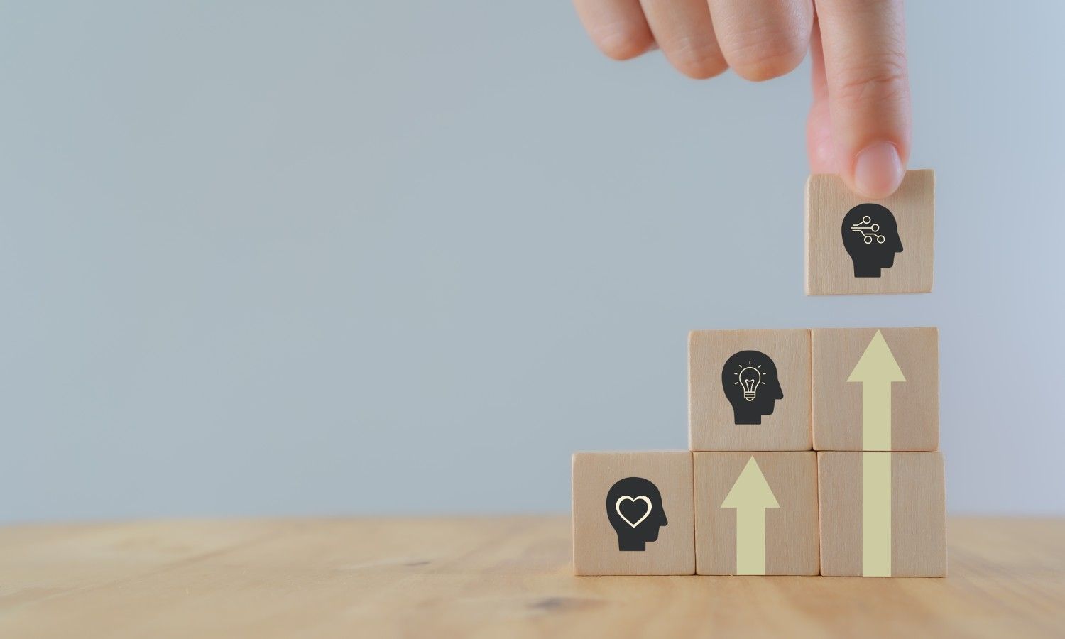 90% de los trabajadores busca aprender o aumentar habilidades: estudio de PwC