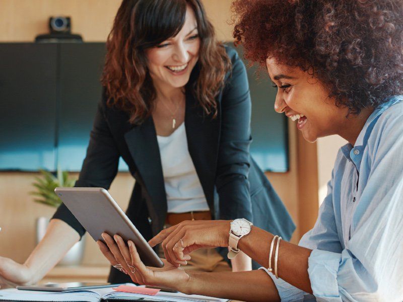 Dalia Empower y HSBC se alían por la capacitación de las mujeres