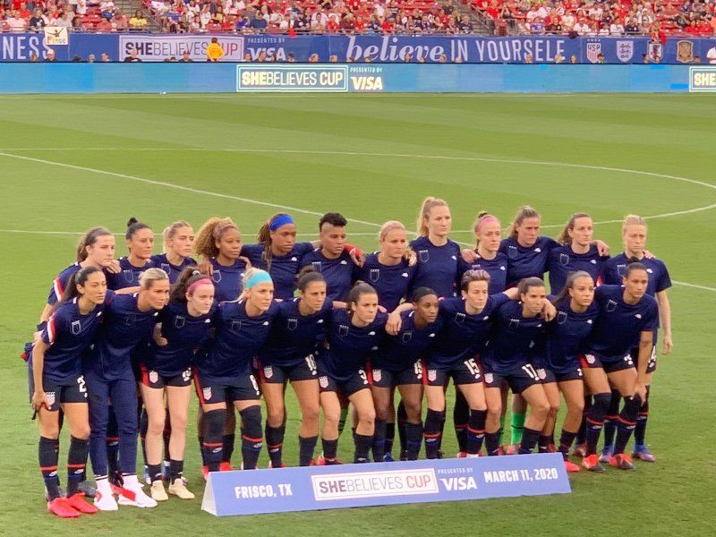 La selección de futbol femenil de Estados Unidos logra la igualdad salarial