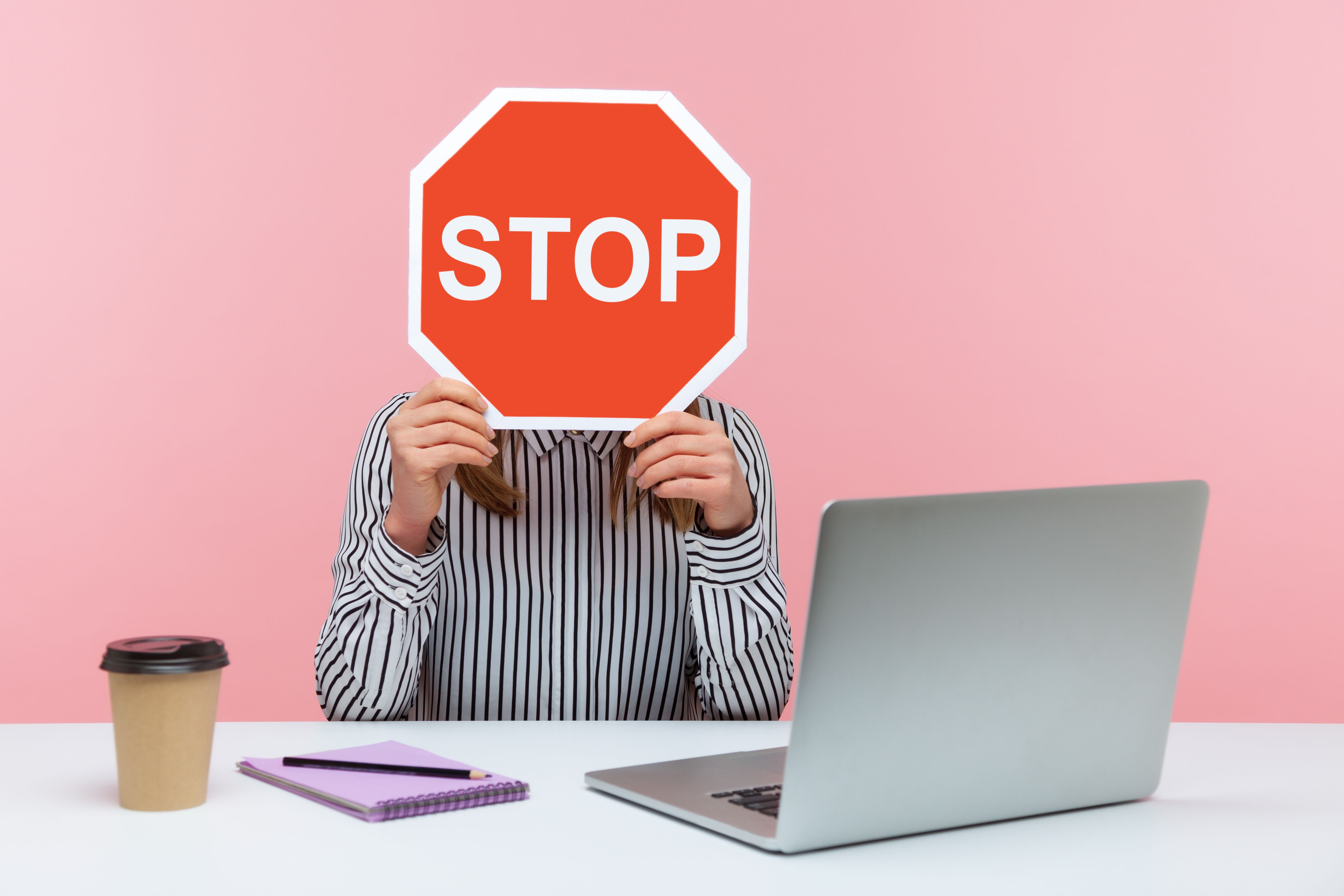 Violencia laboral contra las mujeres: una guía sobre qué hacer si la vives