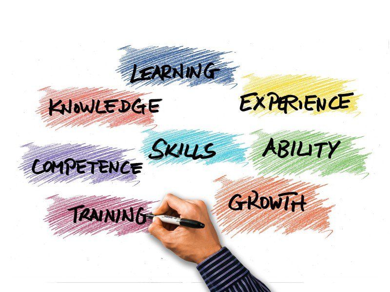 Invertir en upskilling puede agregar 6.5 billones de dólares al PIB global en 2030