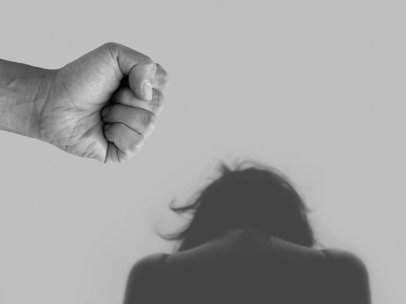 La opresión de las mujeres genera sociedades pobres e inestables: estudio